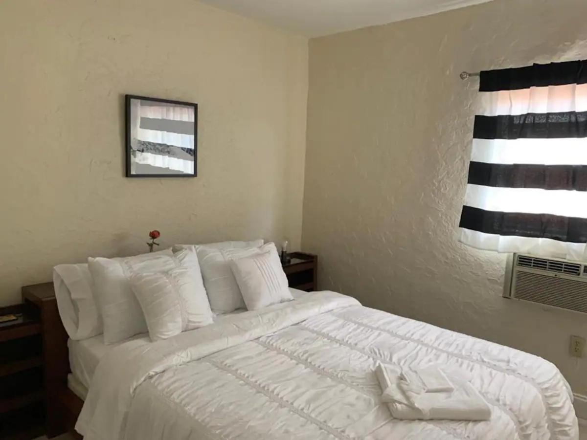 Private Rooms Close To Miami Airport - Free Parking - 01 Exterior foto