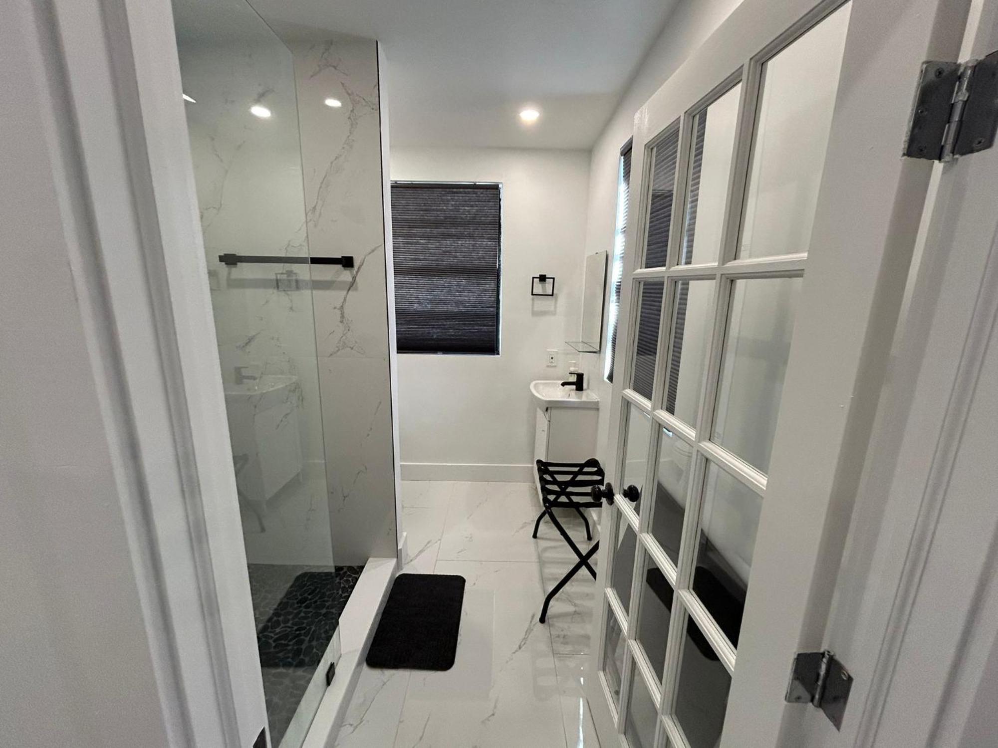 Private Rooms Close To Miami Airport - Free Parking - 01 Exterior foto